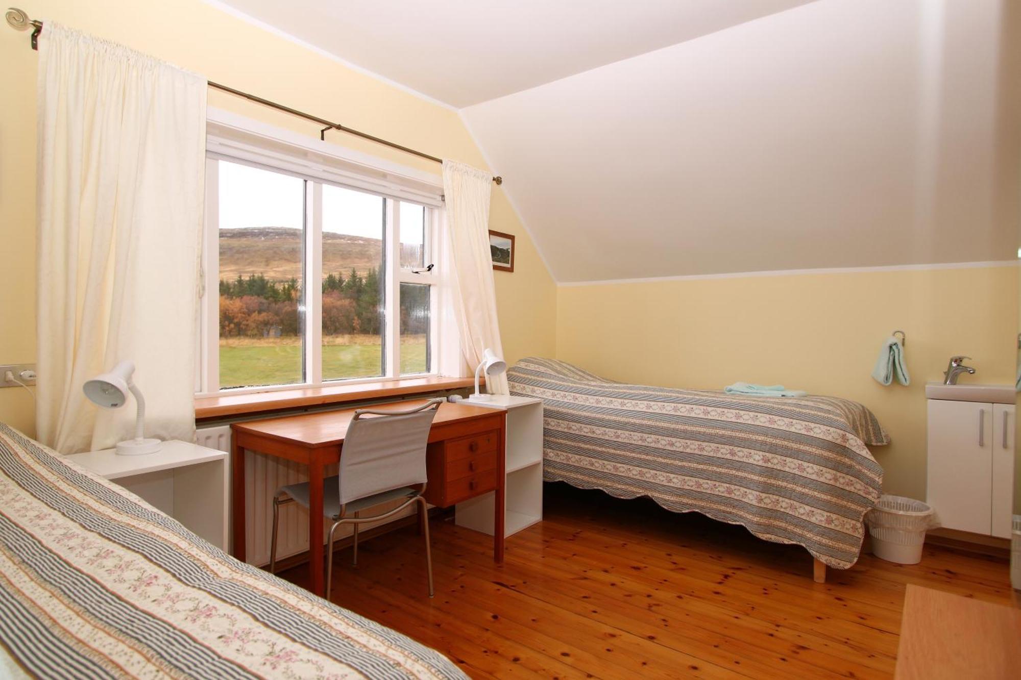 Guesthouse Steindorsstadir, West Iceland Reykholt  Eksteriør billede